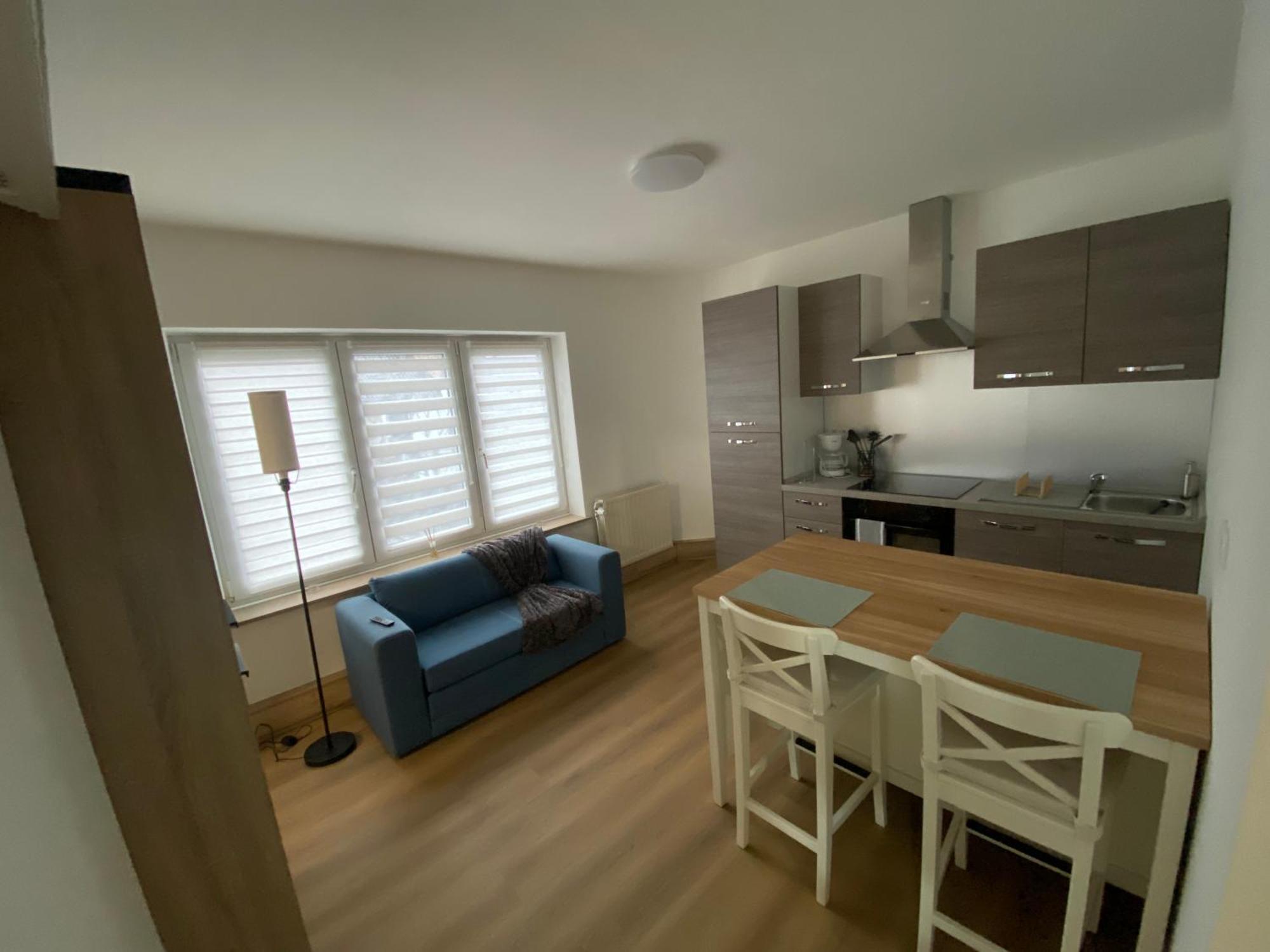 1-D011 Superbe Appartement Spacieux Tres Calme Шарлеруа Экстерьер фото